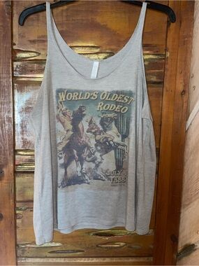 Women’s medium Graphic Tank Top "World's Oldest Rodeo" in Heather Taupe